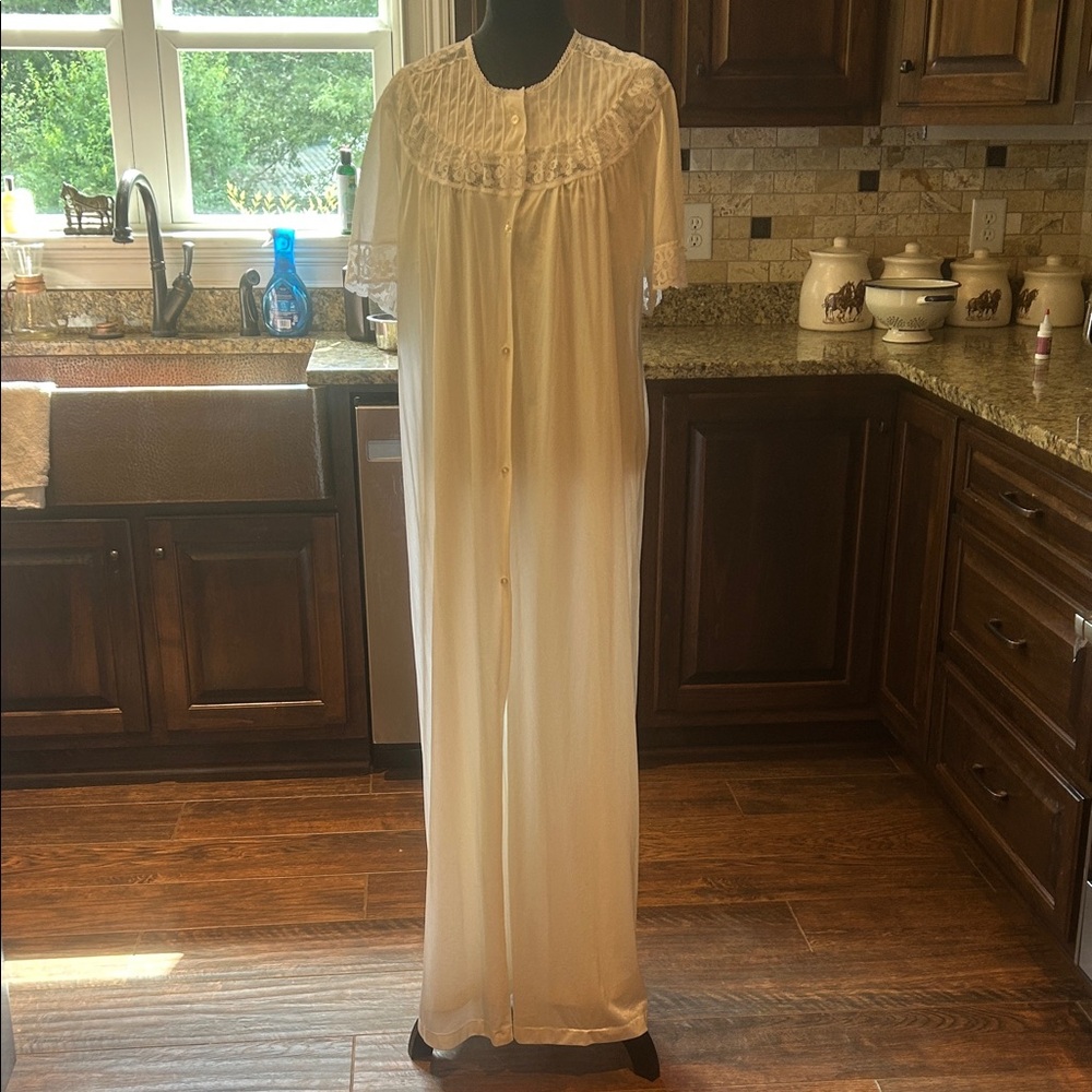 Vintage Gossard Sz L White Lace Nightgown & Robe Set